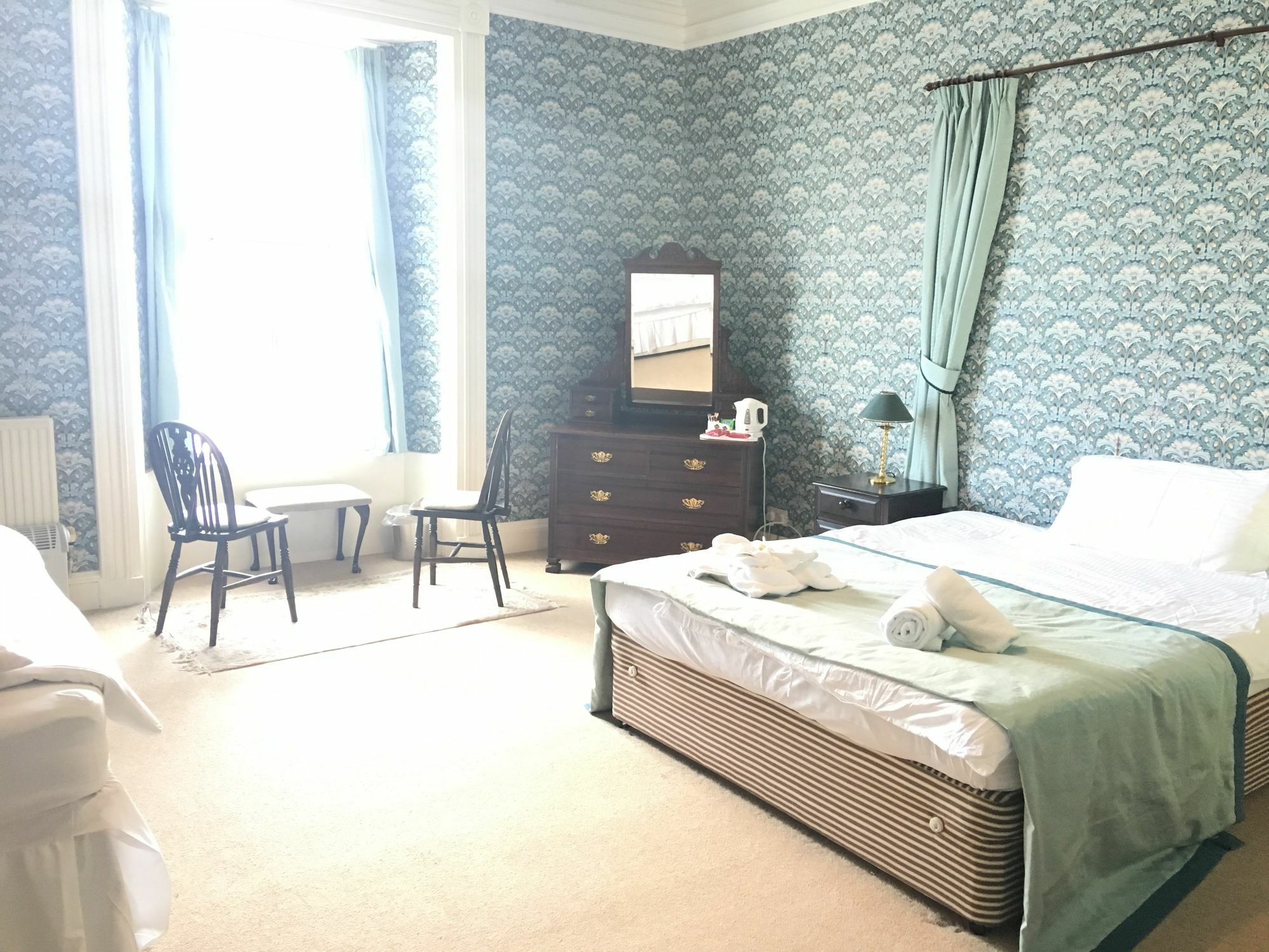 Cannon House Hotel Ротсей Экстерьер фото