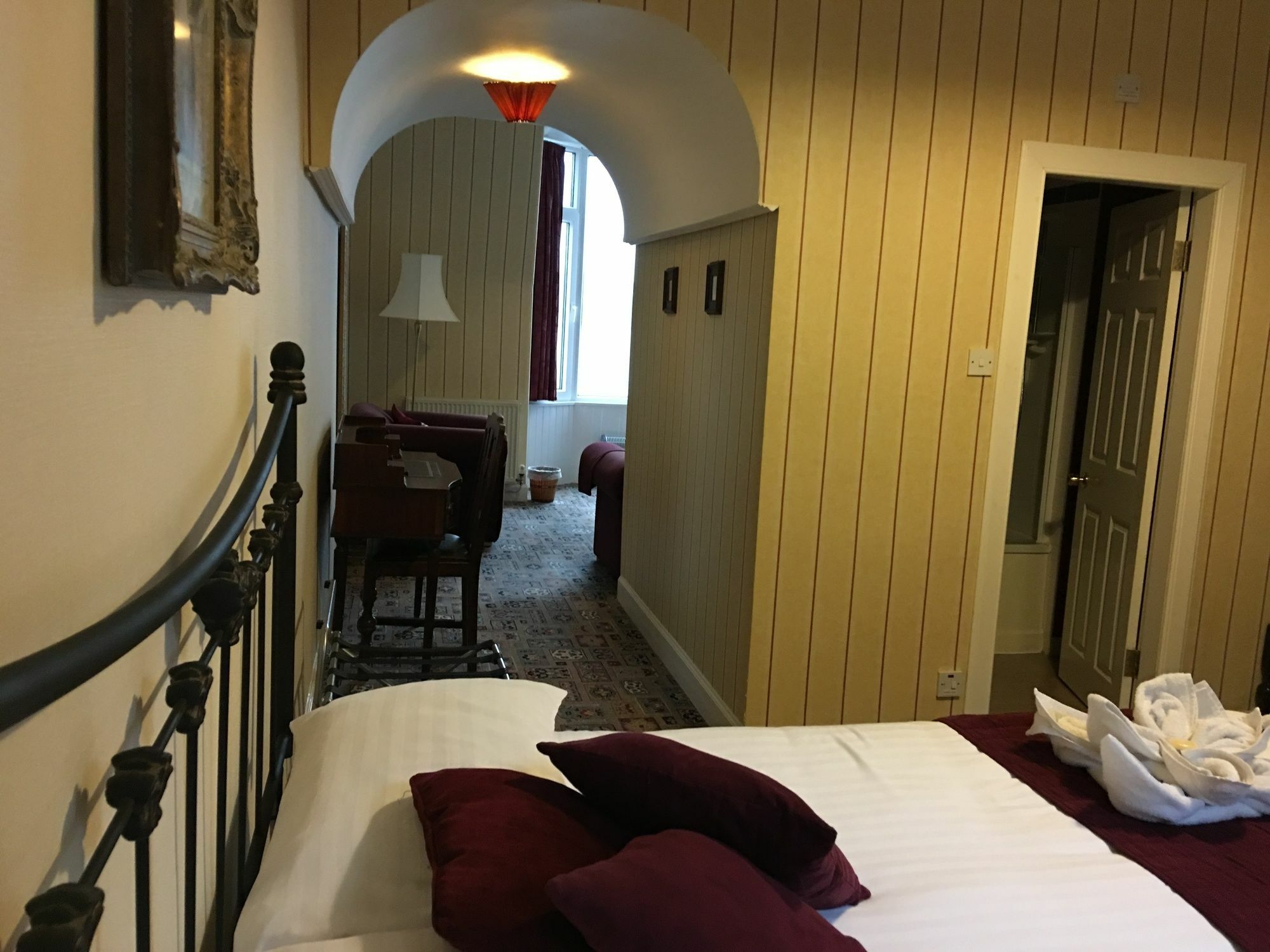 Cannon House Hotel Ротсей Экстерьер фото