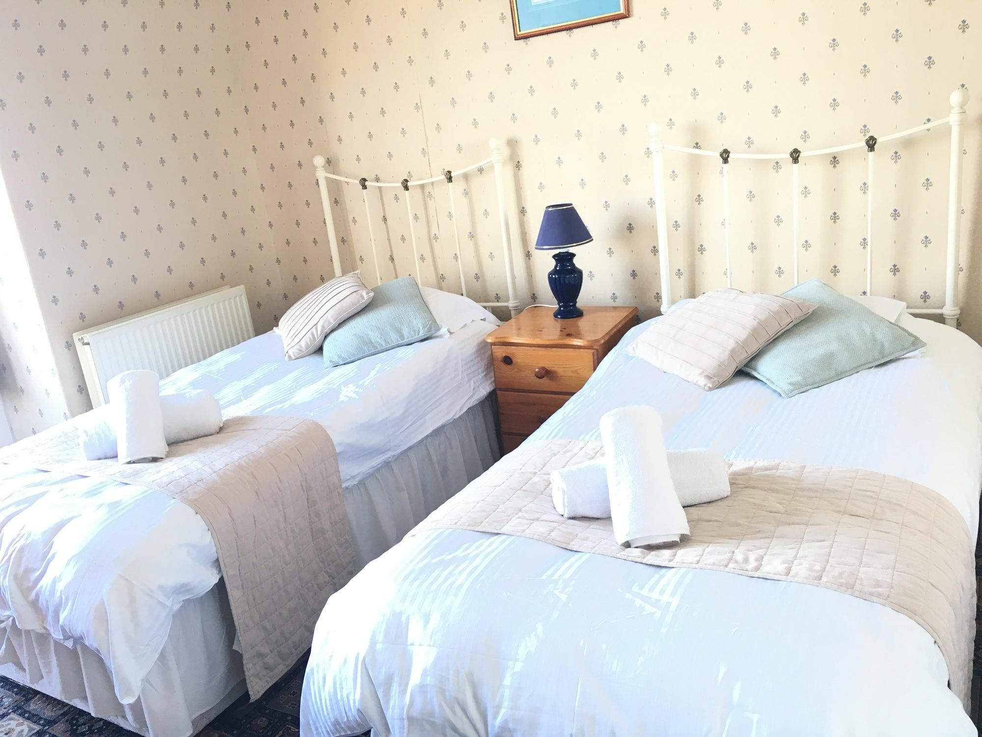 Cannon House Hotel Ротсей Экстерьер фото