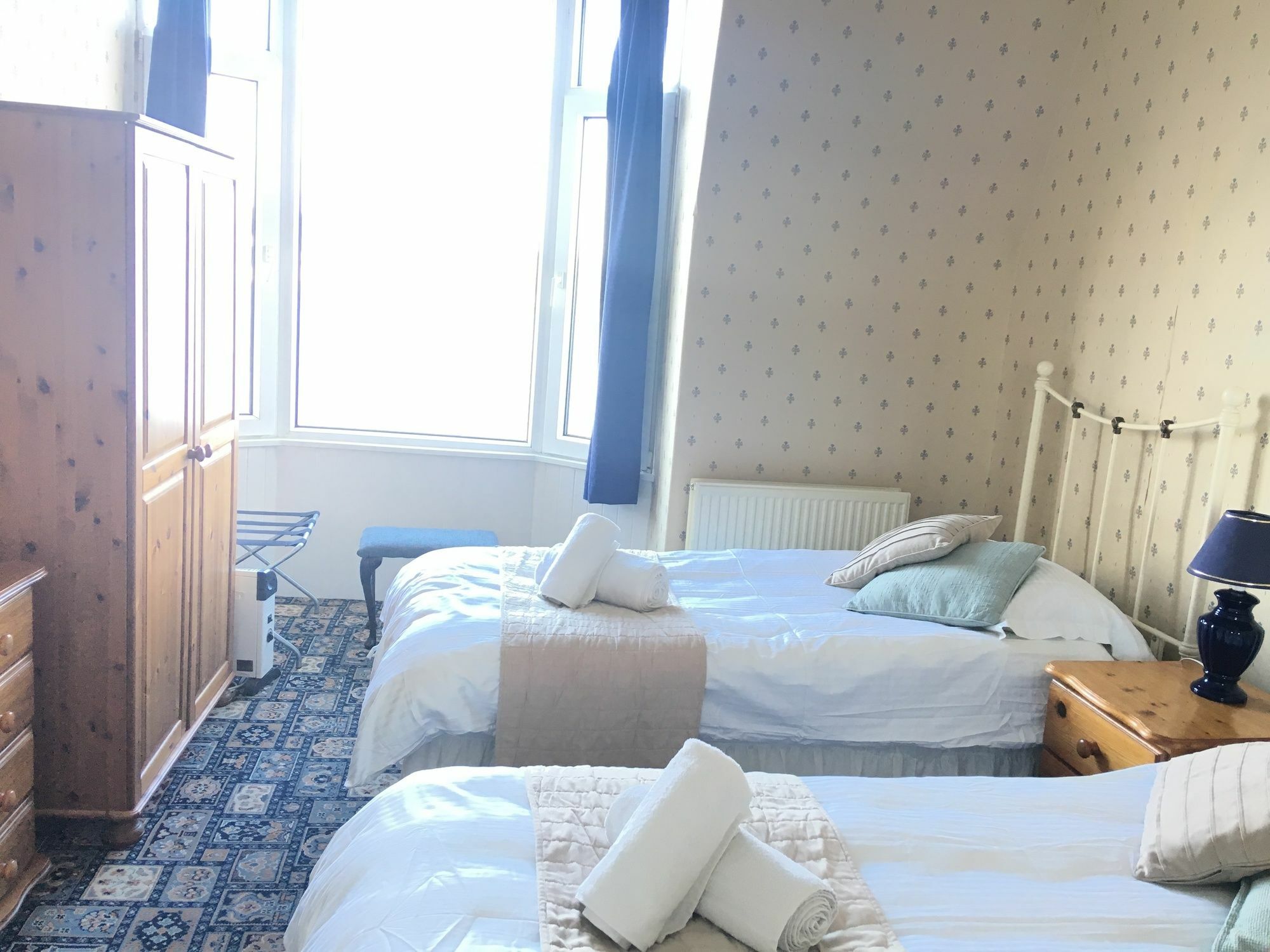 Cannon House Hotel Ротсей Экстерьер фото